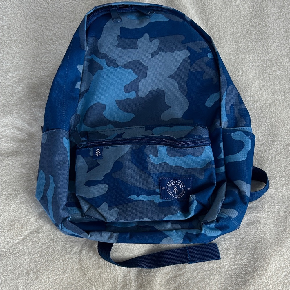 Like new Parkland Blue Camouflage toddler Backpack